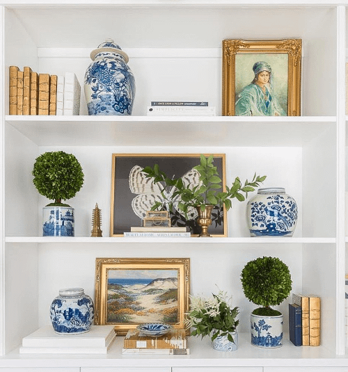 shelf styling with chinoiserie